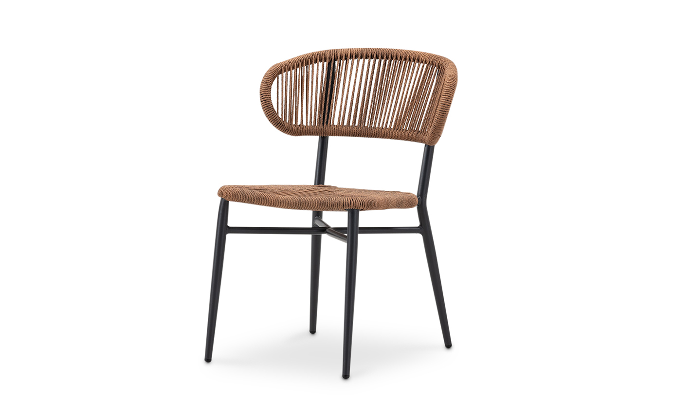 Silla de aluminio y cuerda trenzada