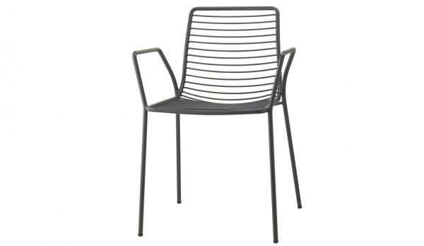 Silla con brazos de acero de gran calidad para exterior