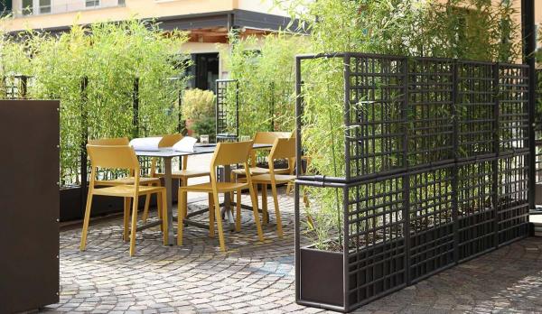 Jardinera / Separador de 3 alturas