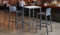 Mesa ALTA con sobre de compacto de 70 x 70
