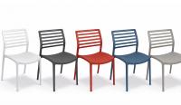 Silla de polipropileno con lamas